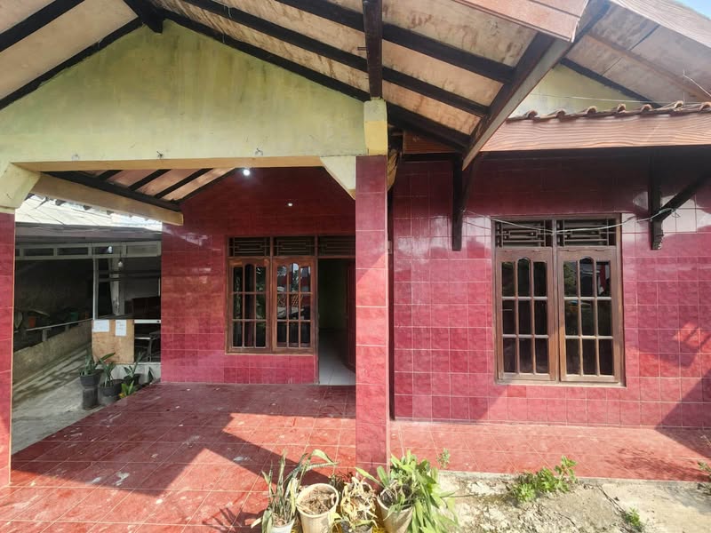 Rumah Ciapus Kp. Kemang